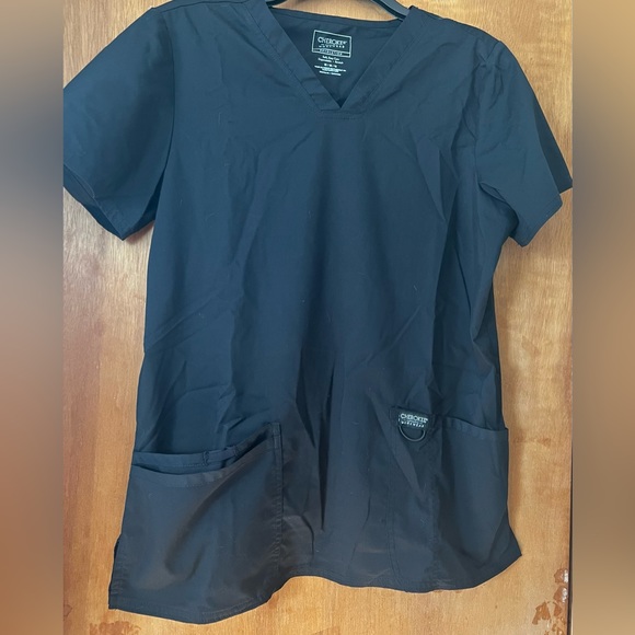 V-Neck Cherokee Scrubs Workwear Revolution, Soft Stretch, Easy Care - Picture 1 of 2